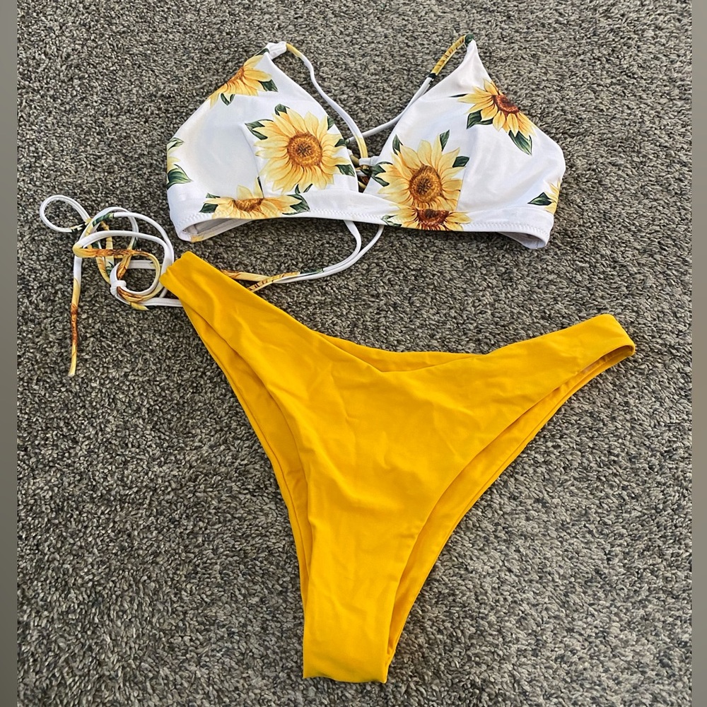 Women’s bikini set